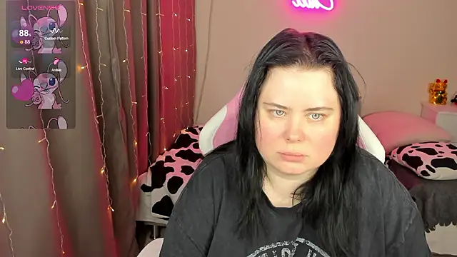 Snapshot of Akemi_BBW chatting on 03.03.26 Akemi BBW online show from 03.03.26