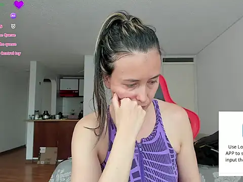 zoe jeane beker online show from 05.20.26