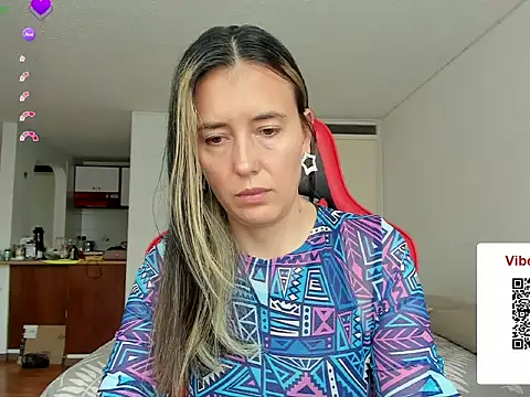 zoe jeane beker online show from 05.22.26