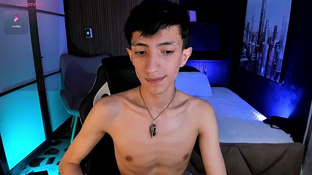 Snapshot of DereckCooperr chatting on 11.15.25 DereckCooperr online show from 11.15.25