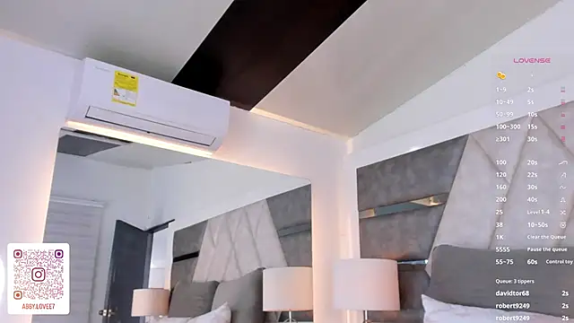 Gabbyy  online show from 01.29.25