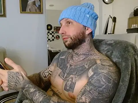 Snapshot of bobbybacala91 chatting on 09.14.25 bobbybacala91 online show from 09.14.25