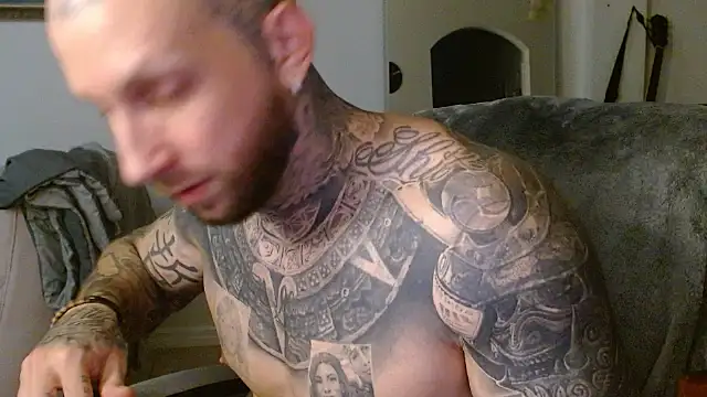 Snapshot of bobbybacala91 chatting on 09.21.25 bobbybacala91 online show from 09.21.25