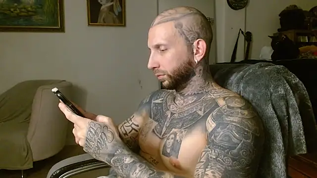 Snapshot of bobbybacala91 chatting on 09.24.25 bobbybacala91 online show from 09.24.25