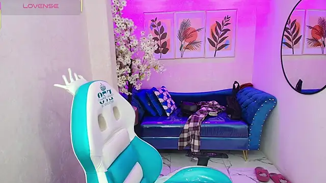 Isa reel online show from 10.24.25