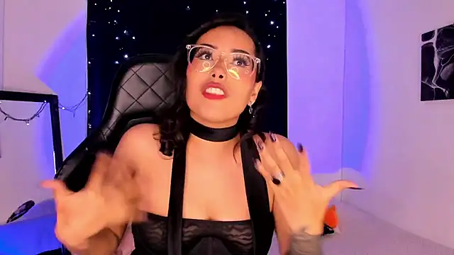 willow poisson online show from 01.22.25