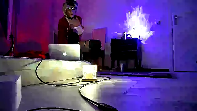 CharlotteVixxens online show from 02.12.25