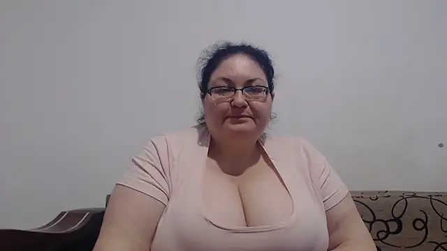 Nykyxo online show from 04.14.26