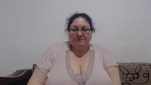 Nykyxo online show from 06.04.26