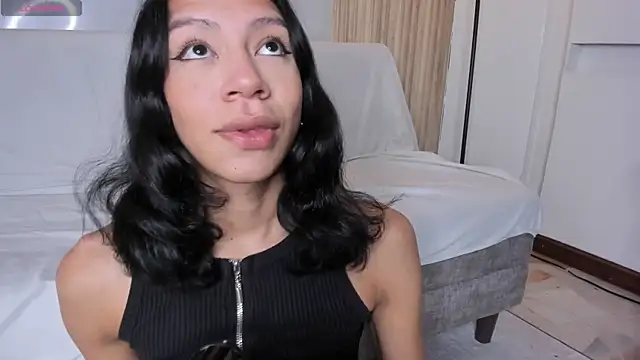 AdammClark1 online show from 01.04.25