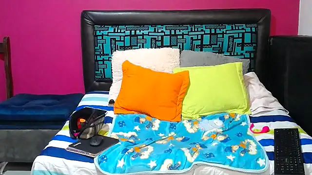 Snapshot of karolhot916 chatting on 01.11.25 karolhot916 online show from 01.11.25