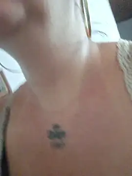 Snapshot of Gimena41 chatting on 11.21.25 Gimena41 online show from 11.21.25