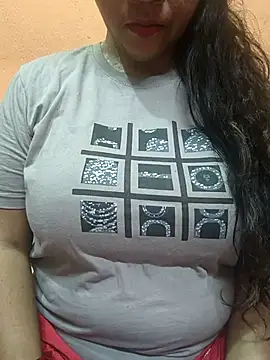 CUTE SOPHIA- online show from 05.28.26