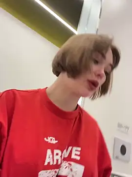 GroteskJane online show from 02.02.26