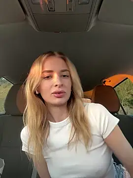 EvieEvans online show from 02.06.25