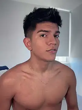 santiago 01 online show from 01.18.25