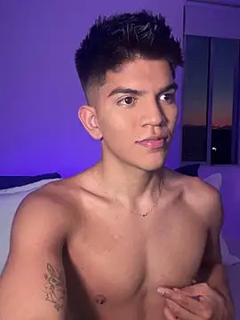 santiago 01 online show from 01.21.25