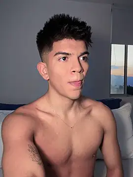 santiago 01 online show from 01.22.25