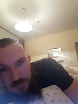 Snapshot of Klinsch chatting on 02.09.26 Klinsch online show from 02.09.26