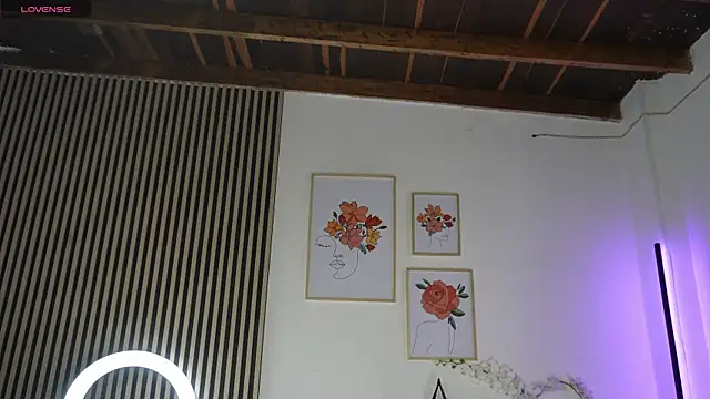 LillyDolls23 online show from 10.19.25