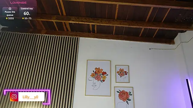 LillyDolls23 online show from 11.05.25