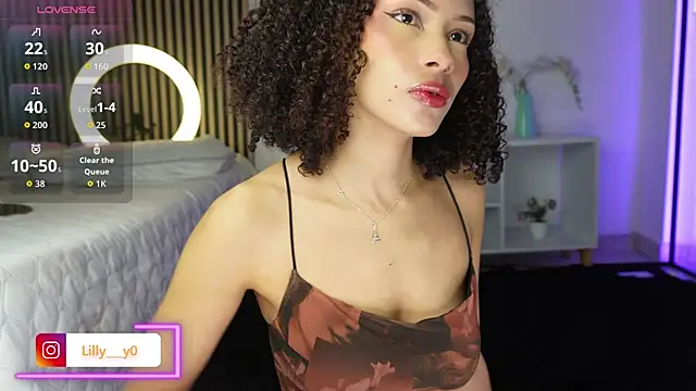 LillyDolls23 online show from 11.18.25