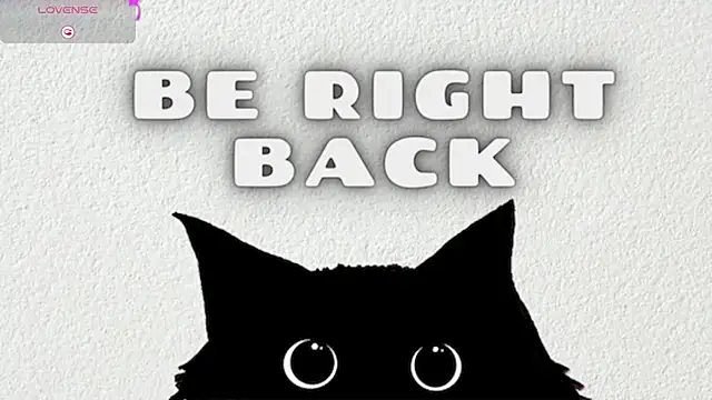 Snapshot of moon_deity_ chatting on 12.04.24 moon deity online show from 12.04.24