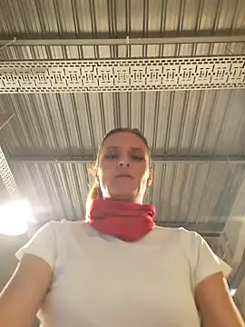 Snapshot of Katerina177 chatting on 10.28.25 Katerina177 online show from 10.28.25