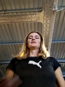 Snapshot of Katerina177 chatting on 11.12.25 Katerina177 online show from 11.12.25