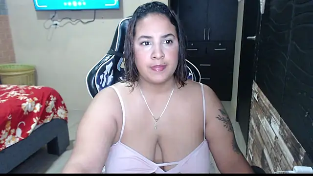 KathyHardcore69 online show from 04.20.26