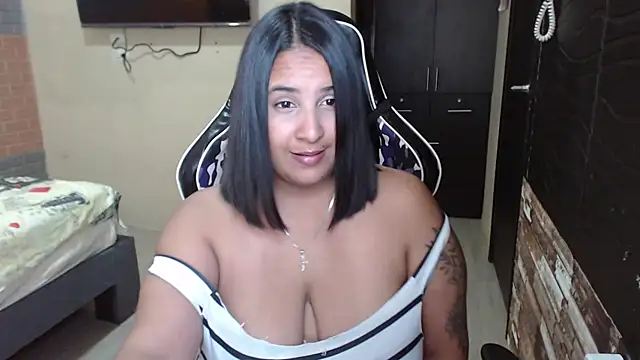 Snapshot of KathyHardcore69 chatting on 05.08.26 KathyHardcore69 online show from 05.08.26