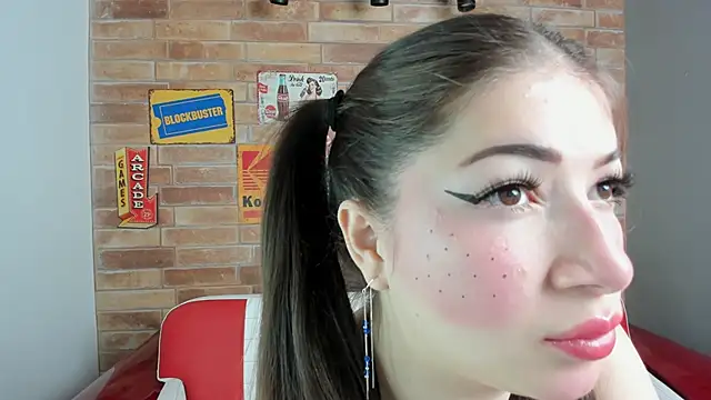 miss  pamela online show from 10.21.25