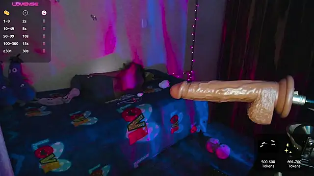 kim saenz20 online show from 02.18.25