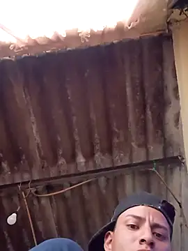 Snapshot of dantero chatting on 02.13.25 dantero online show from 02.13.25