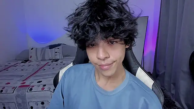 Snapshot of Alan26_ chatting on 02.24.26 Alan26 online show from 02.24.26