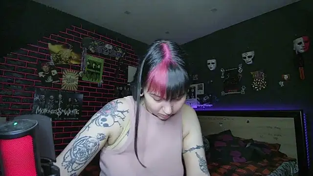 MoorderxDoll online show from 03.16.26