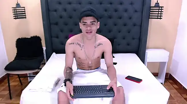 mailo bronw online show from 03.11.25