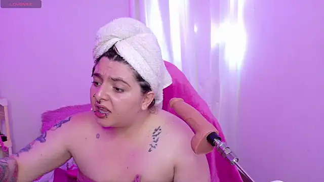 Sachi Meow online show from 05.19.26