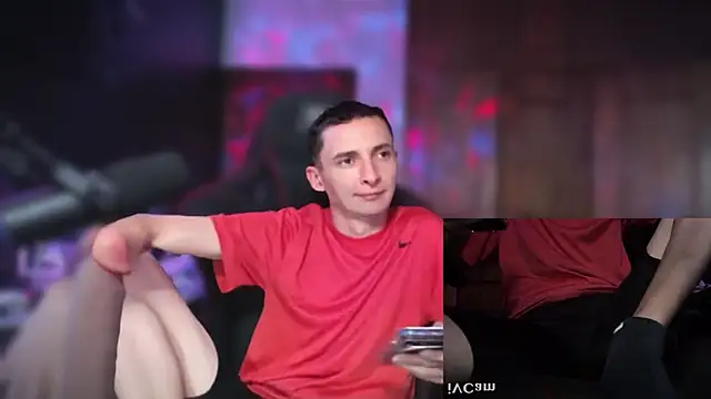 XxEnderxX online show from 02.13.26