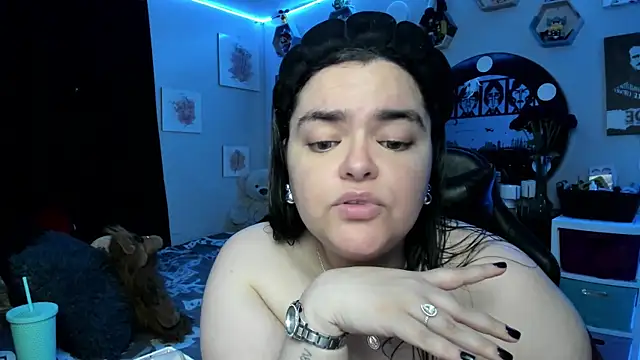 Luise Meyrink online show from 10.15.25