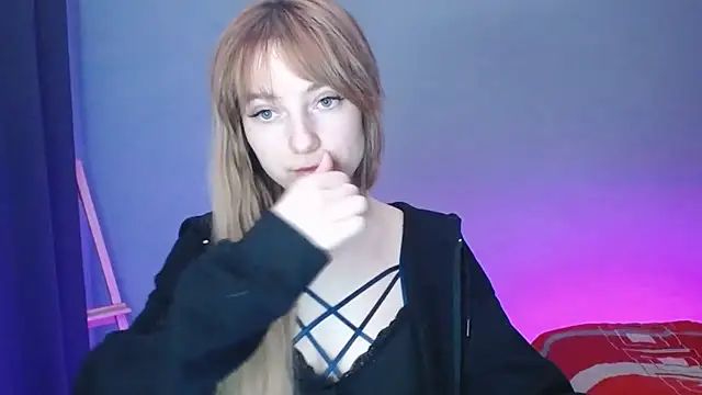 LuciaYoung online show from 01.31.25