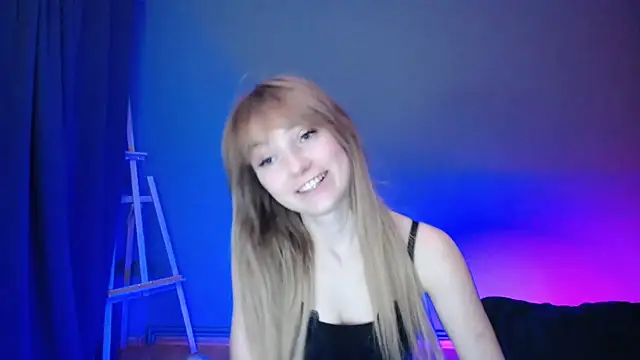 LuciaYoung online show from 03.06.25