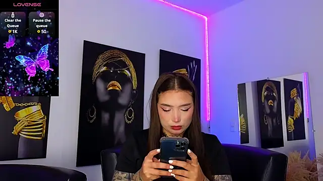  brenna hanson online show from 02.18.25