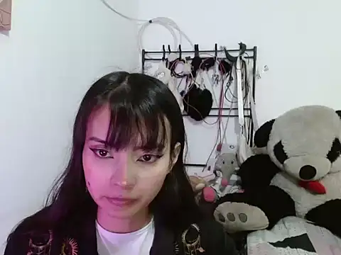  annie rosse online show from 12.02.25