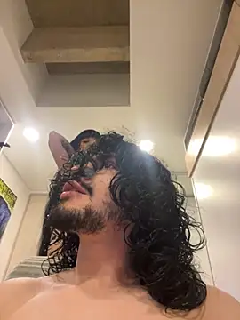 aangie  uwu online show from 11.03.25