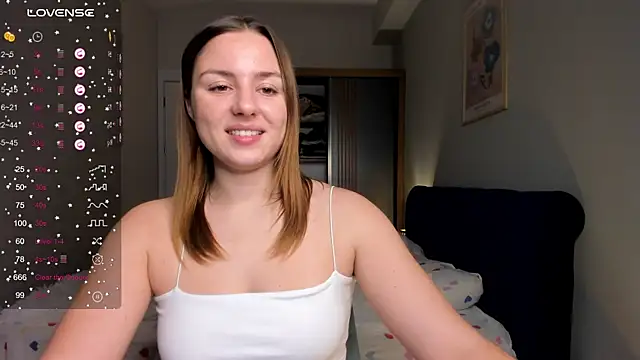 ThreeshaWhite online show from 02.26.25