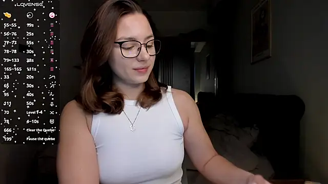 ThreeshaWhite online show from 02.13.26