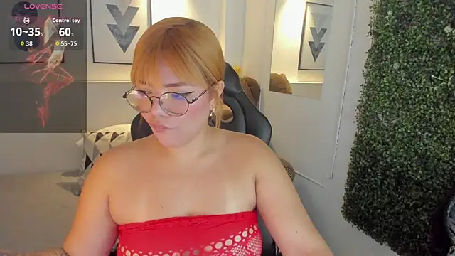 Abby Mae  online show from 01.10.26