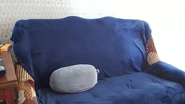 franceska blue online show from 10.24.25