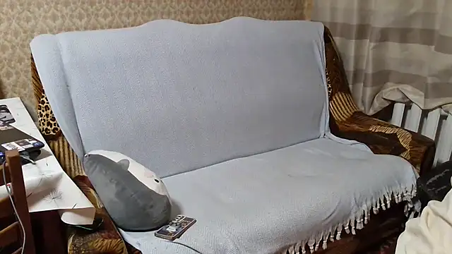 franceska blue online show from 01.11.26